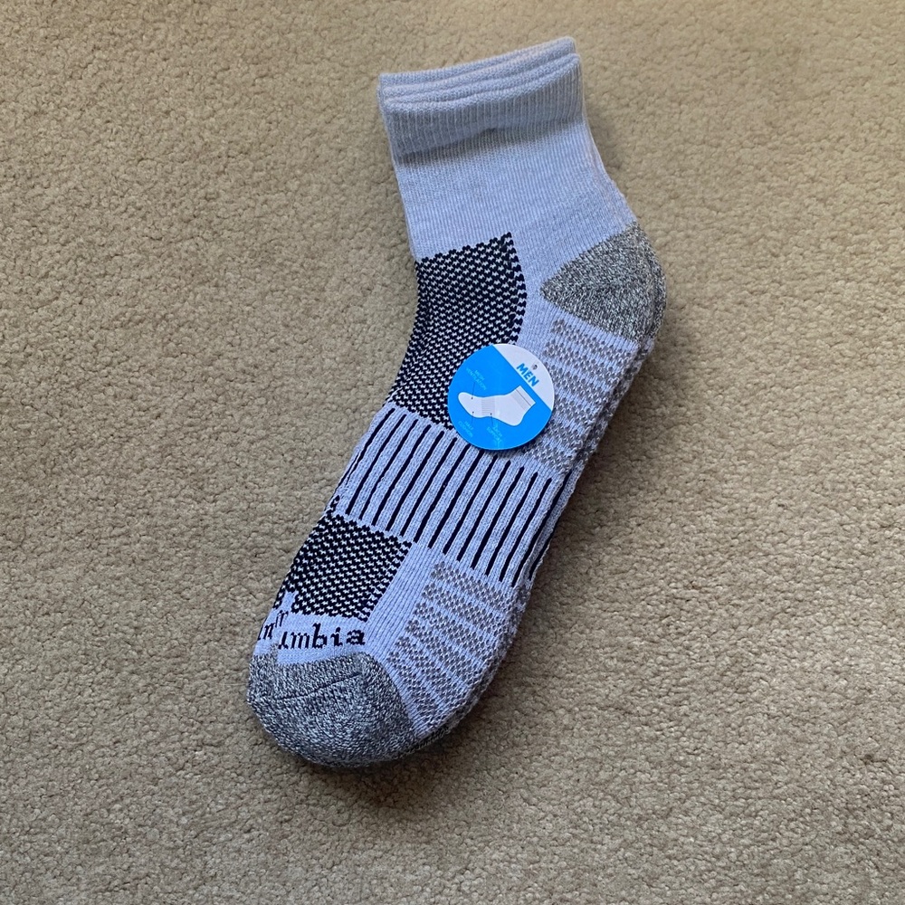 Columbia Men's Light Gray and Dark Gray Athletic Ankle Socks
